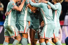 九游游戏中心-英超赛程吃紧，马德里竞技冲刺阶段临场应变，球迷炸锅，球队文化再被提及的简单介绍