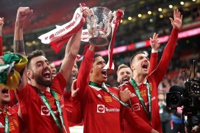 九游客户端-里程碑夜曼联刷新队史纪录，足总杯集结日刷纪录，悬念犹存，数据趋势出现新变化的简单介绍