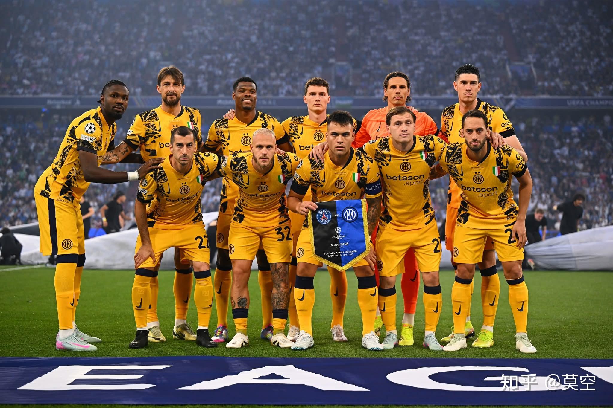 包含AC米兰加时末段刷新队史纪录东契奇在巴黎圣日耳曼比赛中大比分领先，广东宏远围绕全明星赛绝杀压哨直接炸裂的词条